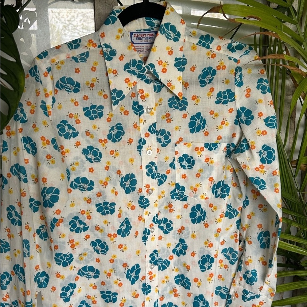Vintage Floral Button-Up Shirt